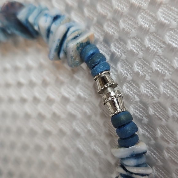 PUKA SHELL BLUE ANKLET/BRACLET 9" SURFER BEACH THEME - Picture 3 of 5